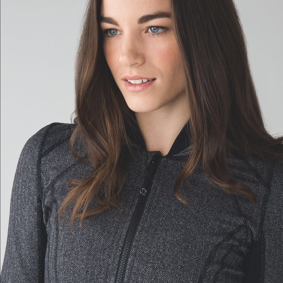 lululemon Daily Practice Jacket - Picture 5 of 13